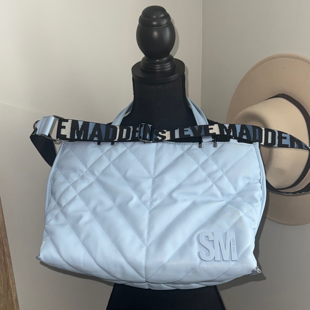 Steve Madden-medium size bag